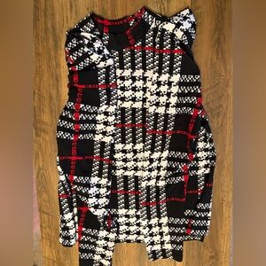 SHEIN Black and Red Patterned Top